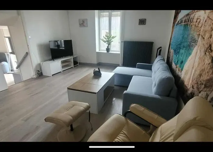 度假居 Maison 2 Doubles Cour Et Jardin *